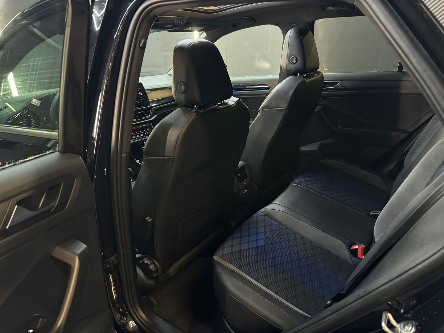 Volkswagen T-Roc R 2.0 TSI 4M Pano|Beats|Keyless|IQ|Camera