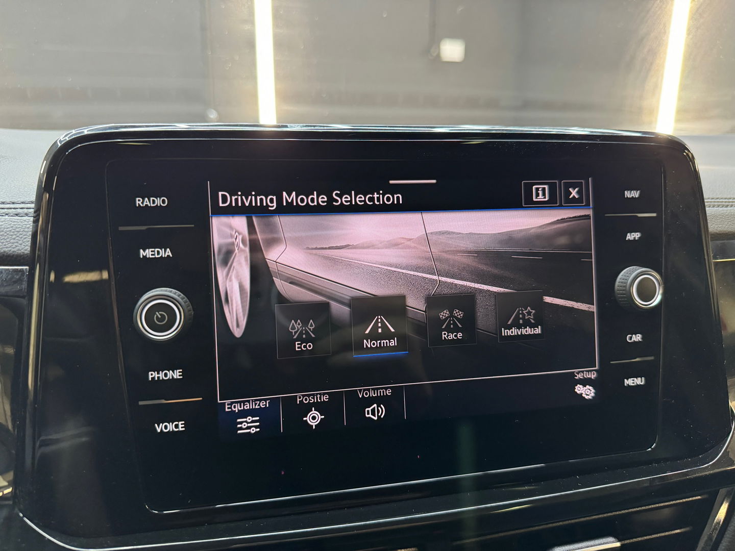 Volkswagen T-Roc R 2.0 TSI 4M Pano|Beats|Keyless|IQ|Camera