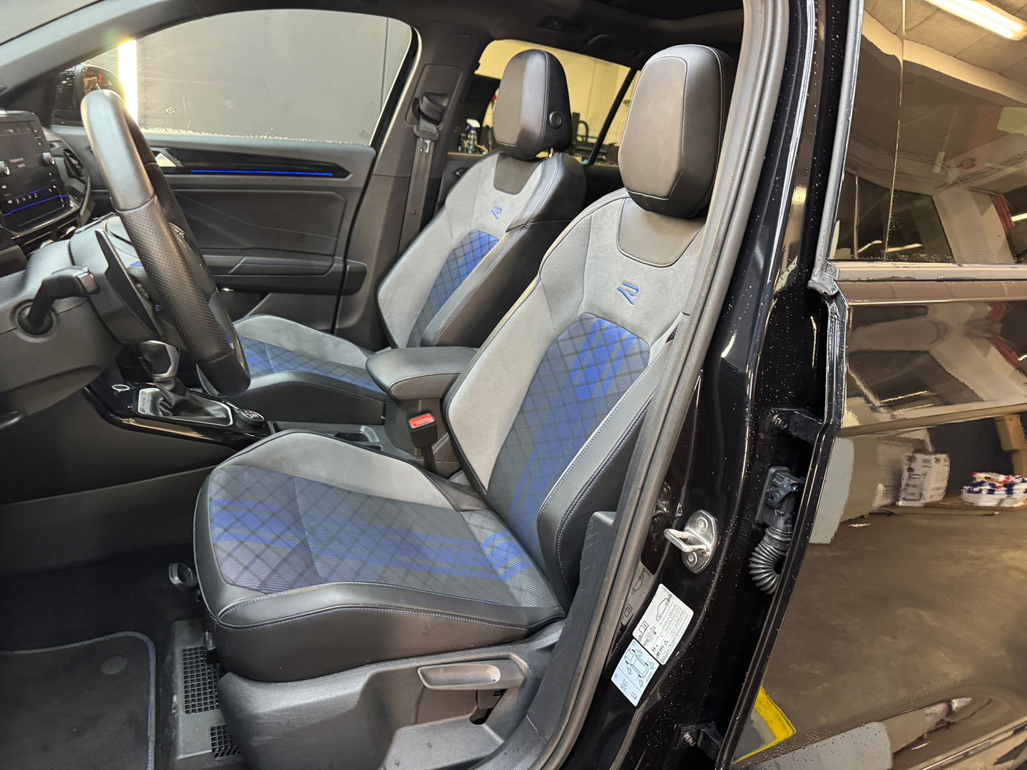 Volkswagen T-Roc R 2.0 TSI 4M Pano|Beats|Keyless|IQ|Camera