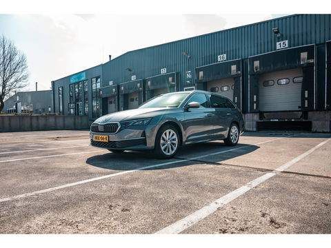 Škoda Octavia Combi FL 1.5 TSI 150PK MHEV Selection | MATRIX-LED | ADAPTIVE CRUISE | CAMERA | STOELVERW. | DIGI DASH