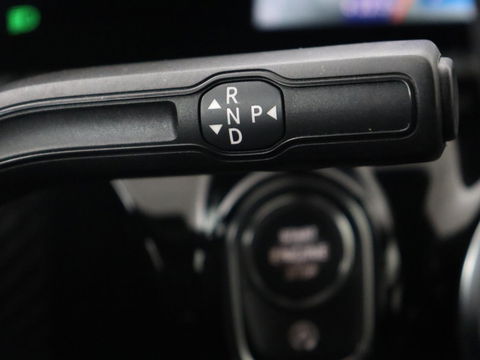 Mercedes-Benz A-Klasse 180 Business Solution | Carplay | Camera | Adaptive cruise | Automaat | Navigatie | Lane asssist | LED | Stoelverwarming