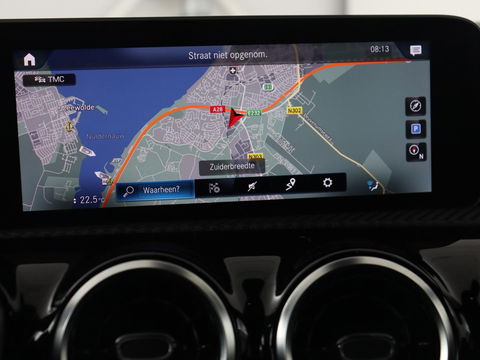 Mercedes-Benz A-Klasse 180 Business Solution | Carplay | Camera | Adaptive cruise | Automaat | Navigatie | Lane asssist | LED | Stoelverwarming