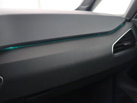 Volkswagen ID.3 Life 58 kWh | Carplay | Sfeerverlichting | Cruise Control | Stoelverwarming | Stuurverwarming | Parkeersensor | Navigatie | Climate controle