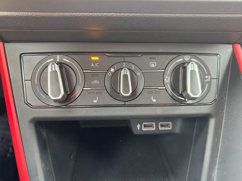 Volkswagen Polo 2.0 TSI GTI DSG Led Virtual Navi Stoelverw. 200 PK