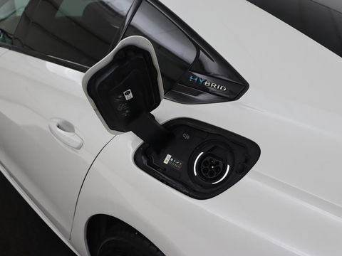 Peugeot 508 1.6 HYbrid 225 GT | Leder | Focal Sound | Stoelverwarming | Adaptive cruise | Carplay | Massage | Memory | Navigatie | PHEV | Plug In