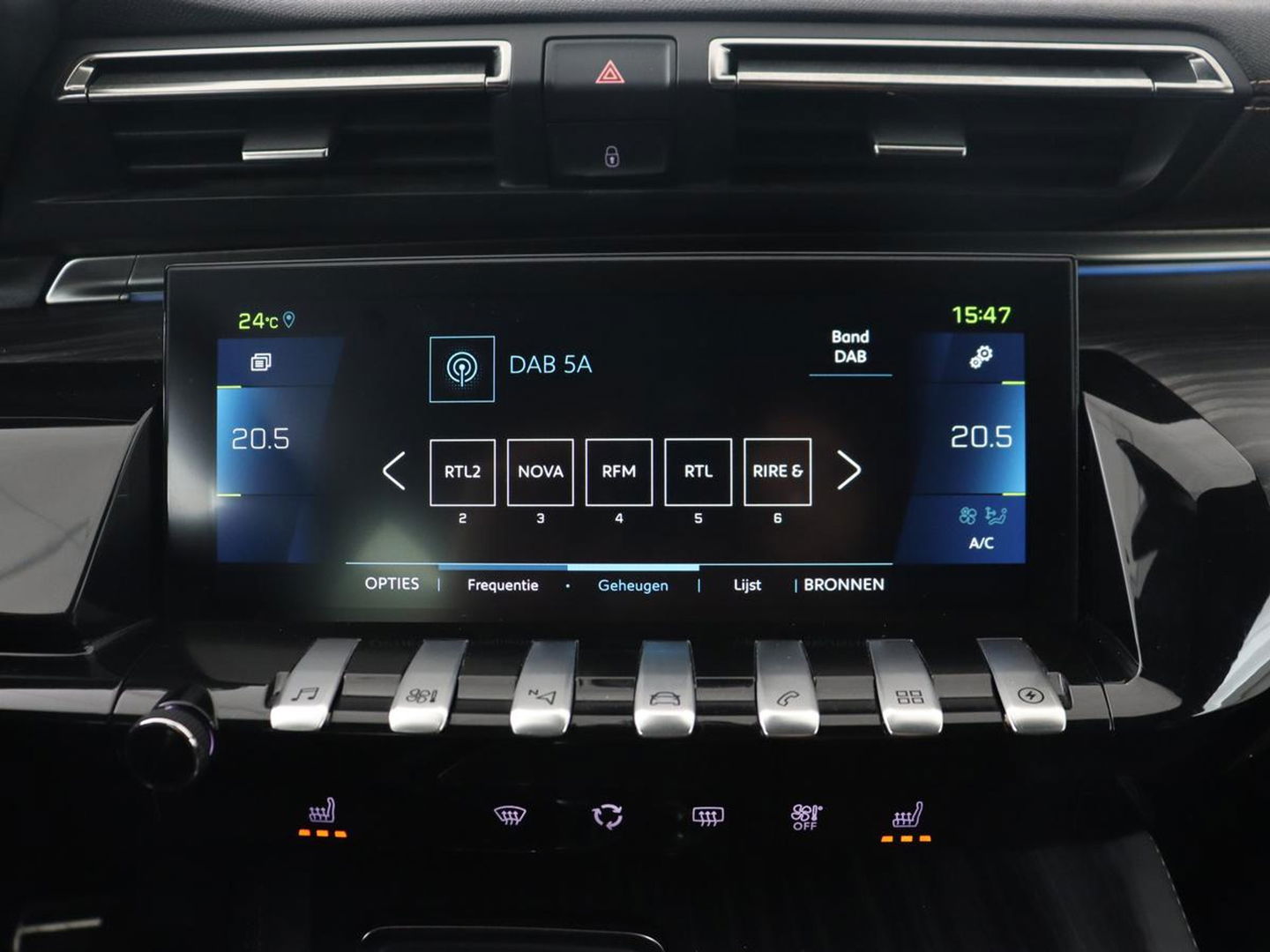 Peugeot 508 1.6 HYbrid 225 GT | Leder | Focal Sound | Stoelverwarming | Adaptive cruise | Carplay | Massage | Memory | Navigatie | PHEV | Plug In