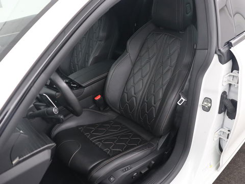 Peugeot 508 1.6 HYbrid 225 GT | Leder | Focal Sound | Stoelverwarming | Adaptive cruise | Carplay | Massage | Memory | Navigatie | PHEV | Plug In
