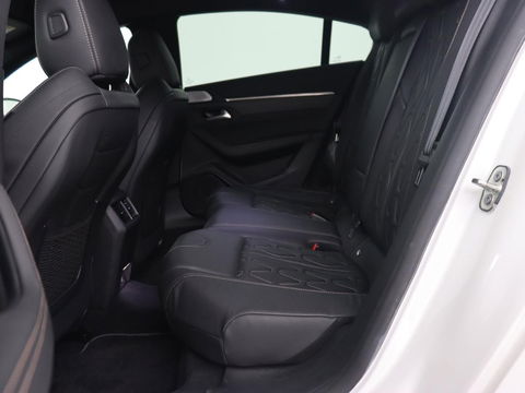 Peugeot 508 1.6 HYbrid 225 GT | Leder | Focal Sound | Stoelverwarming | Adaptive cruise | Carplay | Massage | Memory | Navigatie | PHEV | Plug In