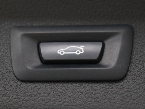 BMW 2 Serie Gran Tourer 218i High Executive Edition | 7-persoons | Automaat | Camera | Sfeerverlichting | Carplay | Cruise Control | Stoelverwarming | LED | Leder | Climate controle