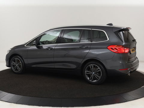 BMW 2 Serie Gran Tourer 218i High Executive Edition | 7-persoons | Automaat | Camera | Sfeerverlichting | Carplay | Cruise Control | Stoelverwarming | LED | Leder | Climate controle