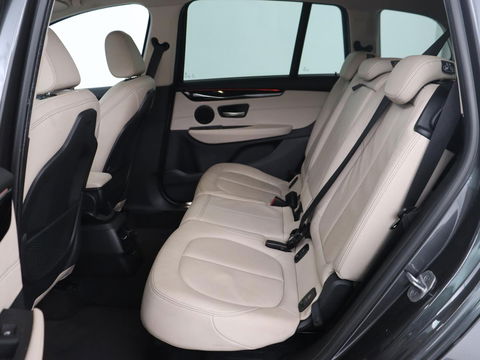 BMW 2 Serie Gran Tourer 218i High Executive Edition | 7-persoons | Automaat | Camera | Sfeerverlichting | Carplay | Cruise Control | Stoelverwarming | LED | Leder | Climate controle
