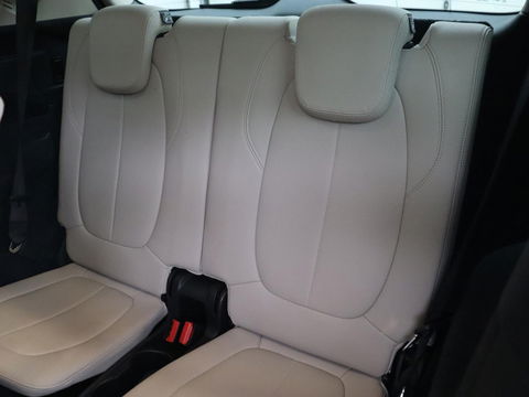 BMW 2 Serie Gran Tourer 218i High Executive Edition | 7-persoons | Automaat | Camera | Sfeerverlichting | Carplay | Cruise Control | Stoelverwarming | LED | Leder | Climate controle