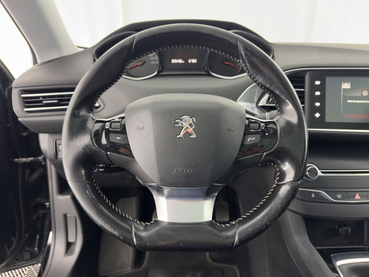 Peugeot 308 SW 1.6 BlueHDI Blue Lease Executive Pack *PANO | NAVI-FULLMAP | CAMERA | COMFORT-SEATS | DAB+ | ECC | PDC | CRUISE | PRIVACY-GLASS | TOWBAR | 16"ALU*