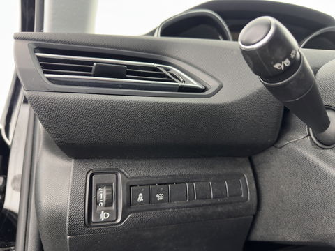 Peugeot 308 SW 1.6 BlueHDI Blue Lease Executive Pack *PANO | NAVI-FULLMAP | CAMERA | COMFORT-SEATS | DAB+ | ECC | PDC | CRUISE | PRIVACY-GLASS | TOWBAR | 16"ALU*