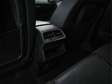 Audi e-tron Sportback 50 Quattro S-line Edition 71 kWh [ 3-Fase ] { SOH-100%} (INCL-BTW) *PANO | LEATHER-FABRIC | FULL-LED | ADAPTIVE-CRUISE | MEMORY-PACK | AIR-SUSPENSION | DIGI-COCKPIT | HEATED-SPORTSEATS | NAVI-FULLMAP | ECC | PDC | CRUISE | 20''ALU*