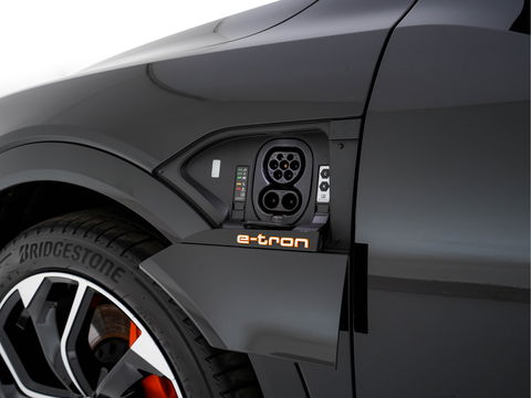 Audi e-tron Sportback 50 Quattro S-line Edition 71 kWh [ 3-Fase ] { SOH-100%} (INCL-BTW) *PANO | LEATHER-FABRIC | FULL-LED | ADAPTIVE-CRUISE | MEMORY-PACK | AIR-SUSPENSION | DIGI-COCKPIT | HEATED-SPORTSEATS | NAVI-FULLMAP | ECC | PDC | CRUISE | 20''ALU*