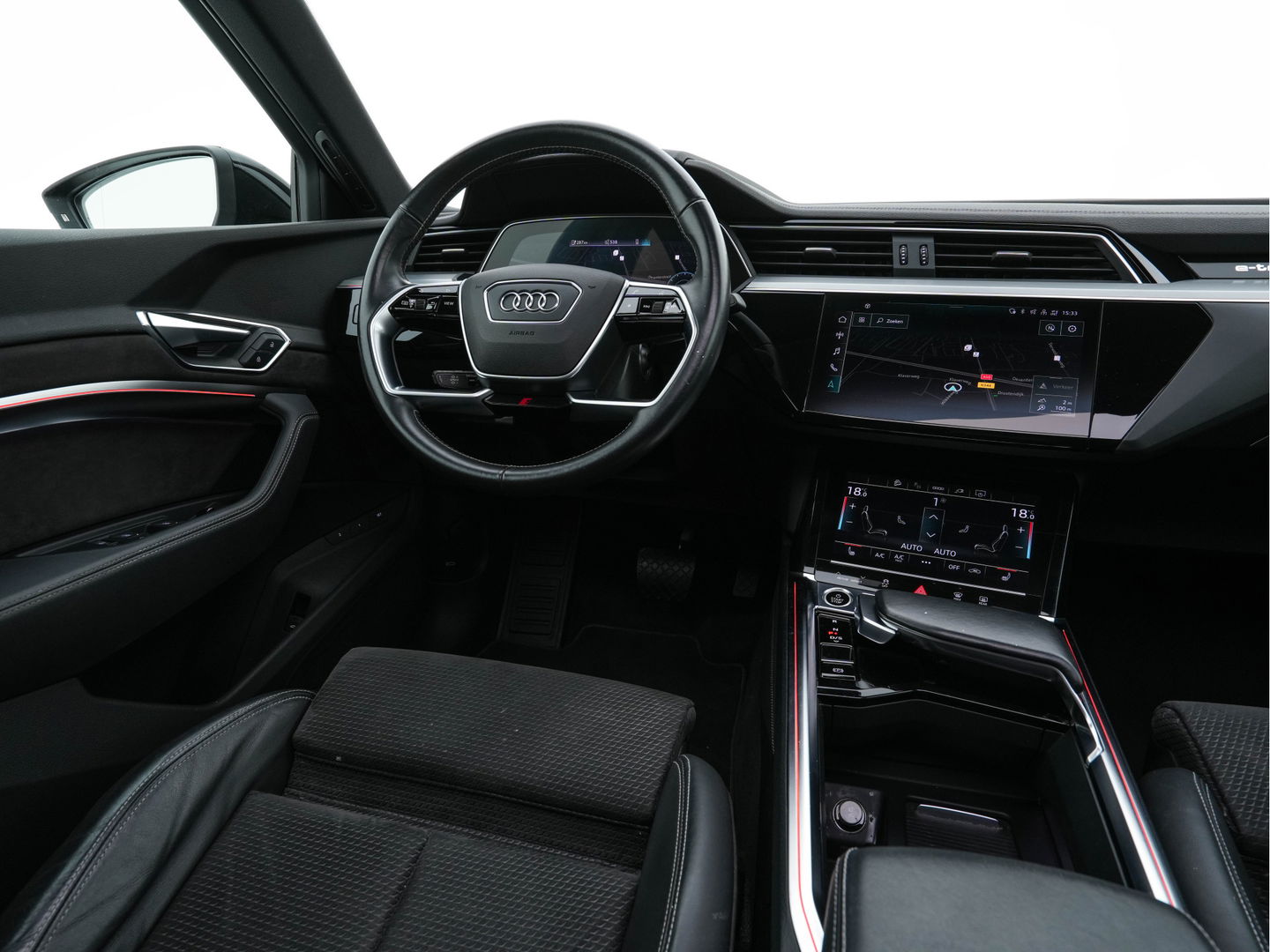 Audi e-tron Sportback 50 Quattro S-line Edition 71 kWh [ 3-Fase ] { SOH-100%} (INCL-BTW) *PANO | LEATHER-FABRIC | FULL-LED | ADAPTIVE-CRUISE | MEMORY-PACK | AIR-SUSPENSION | DIGI-COCKPIT | HEATED-SPORTSEATS | NAVI-FULLMAP | ECC | PDC | CRUISE | 20''ALU*