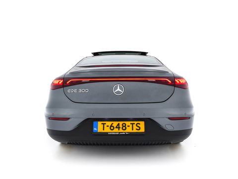 Mercedes-Benz EQE 300 Business Line 89 kWh [ 3-Fase ] (INCL-BTW) *HEATPUMP | PANO | LUXURY-LEATHER | FULL-LED | ADAPTIVE-CRUISE | DIGI-COCKPIT | MBUX-NAVI | HEATED-COMFORTSEATS | KEYLESS | SHIFT-PADDLES | ECC | PDC |  19"ALU*