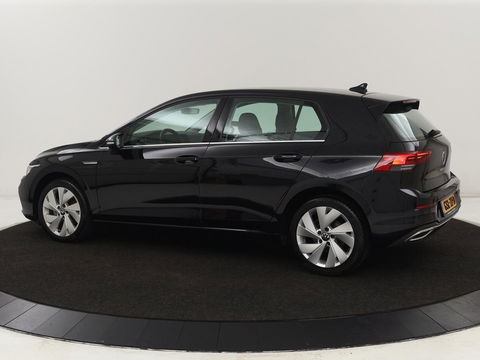 Volkswagen Golf 1.5 TSI | Carplay | Navigatie | Sfeerverlichting | Memory | Sportstoelen | Stoelverwarming | LED | Lane assist | Adaptive cruise | Climate control