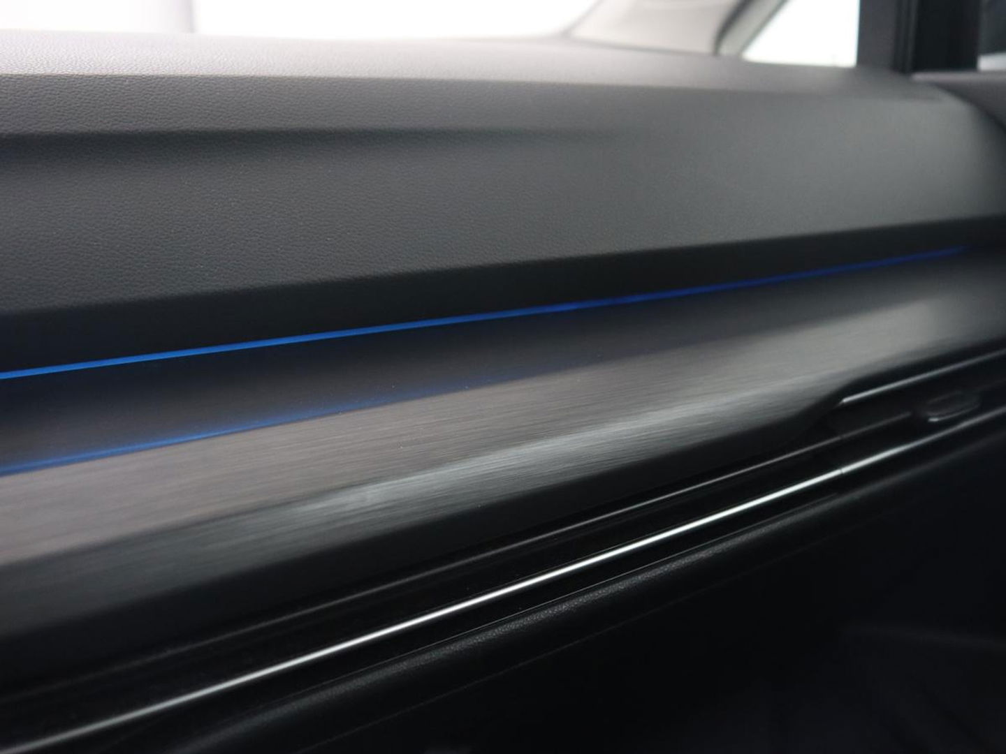 Volkswagen Golf 1.5 TSI | Carplay | Navigatie | Sfeerverlichting | Memory | Sportstoelen | Stoelverwarming | LED | Lane assist | Adaptive cruise | Climate control