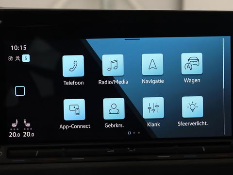 Volkswagen Golf 1.5 TSI | Carplay | Navigatie | Sfeerverlichting | Memory | Sportstoelen | Stoelverwarming | LED | Lane assist | Adaptive cruise | Climate control