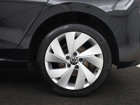 Volkswagen Golf 1.5 TSI | Carplay | Navigatie | Sfeerverlichting | Memory | Sportstoelen | Stoelverwarming | LED | Lane assist | Adaptive cruise | Climate control