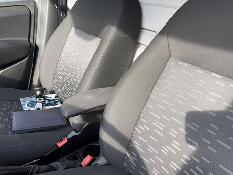 Opel Combo 1.3 CDTi 95pk L1H1 Sport / rijklaar € 8.950 ex btw / lease vanaf € 203 / airco / cruise / stoelverwarming / lichtmetalen velgen / pdc achter / euro 6 !