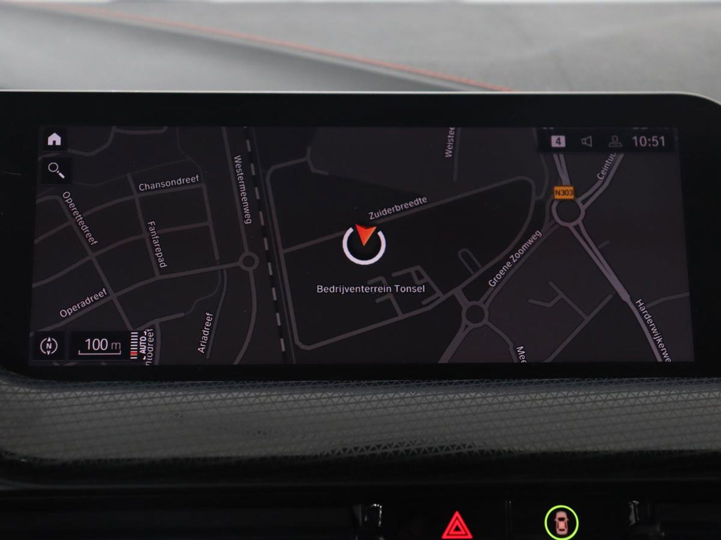 BMW 1-serie 118i High Executive | Sport line | Automaat | Carplay | Navigatie | DAB | Sfeerverlichting | Stoelverwarming | Climate controle | Cruise control | Half Leder