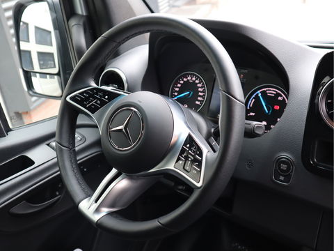 Mercedes-Benz eSprinter 314 56 kWh WLPT 181 km - L2H2 RWD - AC + DC Snelladen - WB 367 cm