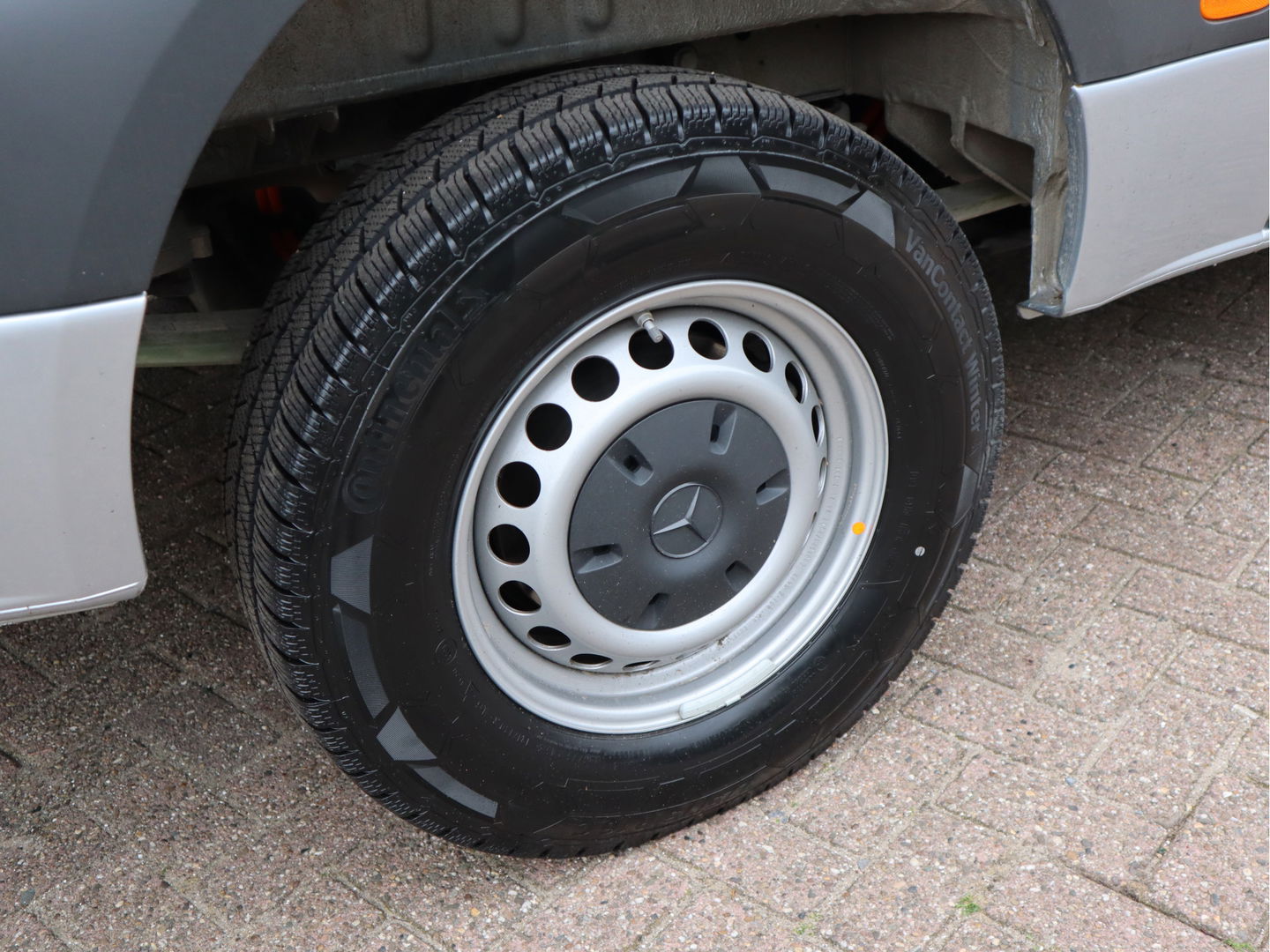 Mercedes-Benz eSprinter 314 56 kWh WLPT 181 km - L2H2 RWD - AC + DC Snelladen - WB 367 cm