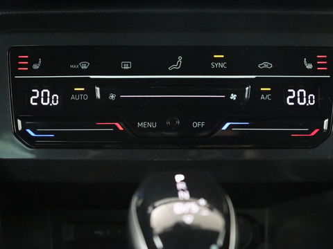 Volkswagen Tiguan 1.5 TSI R-Line Business+ | Automaat | Trekhaak | Carplay | Stoelverwarming | Stuurverwarming | Adaptive Cruise | LED | Sfeerverlichting | Climate controle | LMV 20 inch