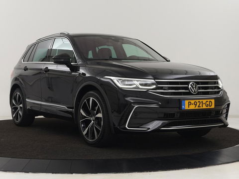 Volkswagen Tiguan 1.5 TSI R-Line Business+ | Automaat | Trekhaak | Carplay | Stoelverwarming | Stuurverwarming | Adaptive Cruise | LED | Sfeerverlichting | Climate controle | LMV 20 inch