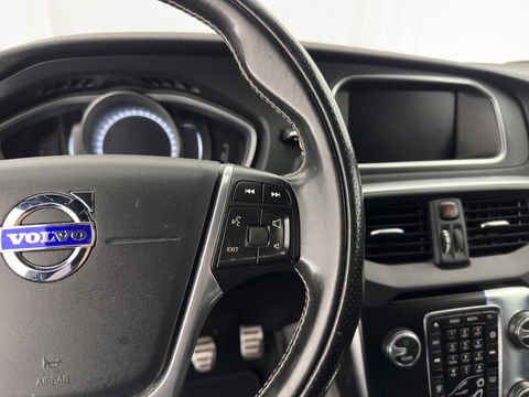 Volvo V40 2.0 D2 R-Design-Sportpack Business *LEATHER-ALCANTARA | XENON | NAVI-FULLMAP | HEATED-SPORTSEATS | ECC | PRIVACY-GLASS | PDC | CRUISE | 18''ALU*