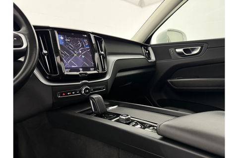Volvo XC60 2.0 Recharge T6 AWD 290PK Inscription | Panoramadak | Virtual Cockpit | Camera | Carplay | LED | Parkeersens. | 18"LMV