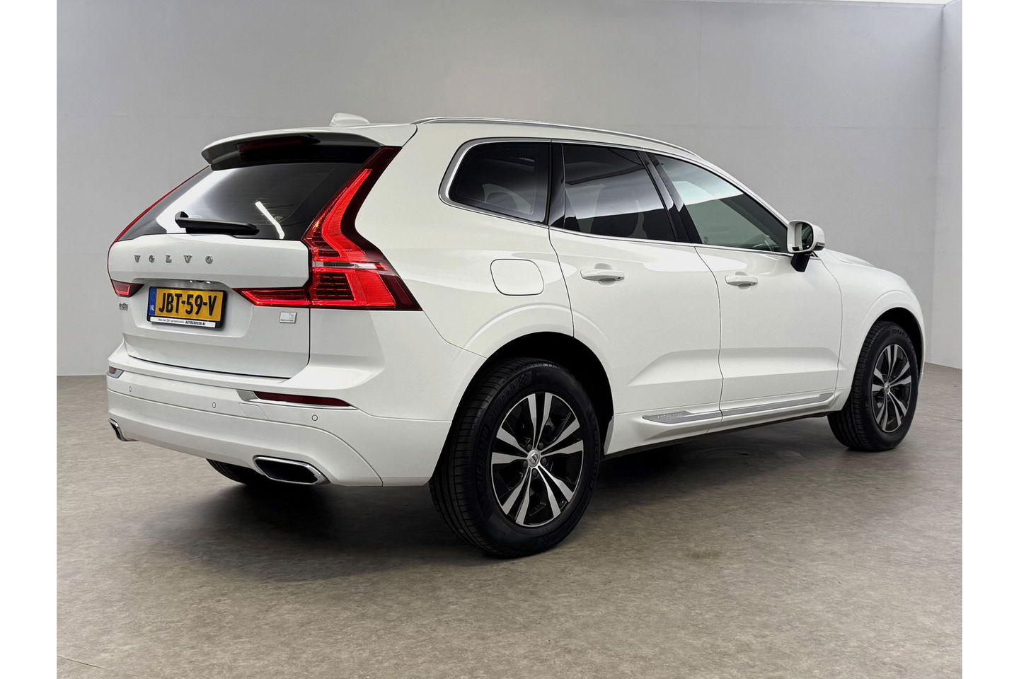 Volvo XC60 2.0 Recharge T6 AWD 290PK Inscription | Panoramadak | Virtual Cockpit | Camera | Carplay | LED | Parkeersens. | 18"LMV