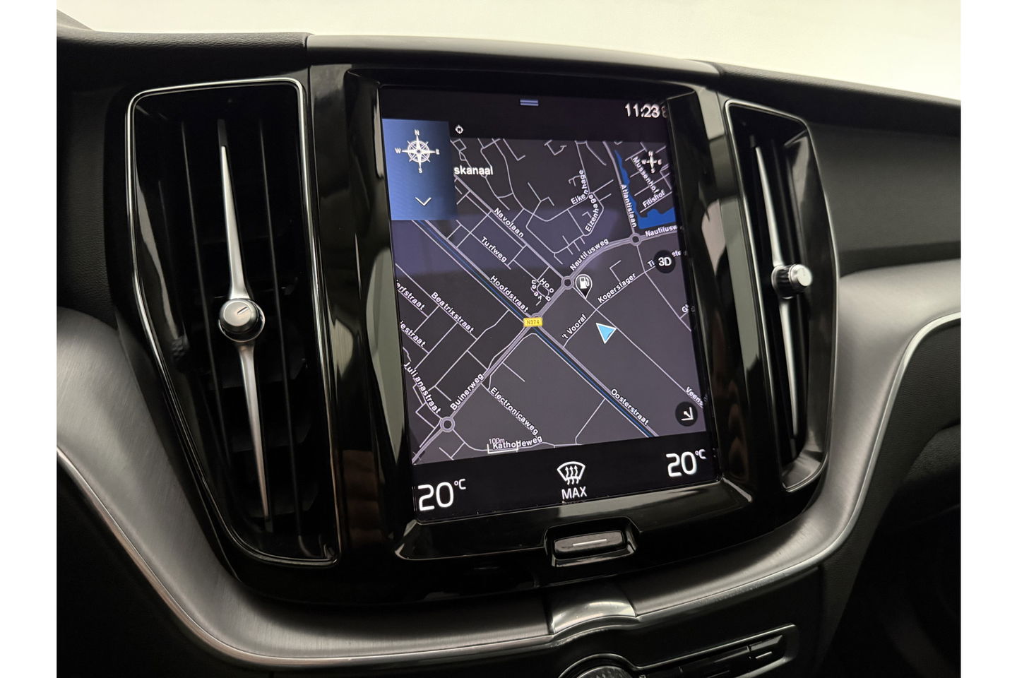 Volvo XC60 2.0 Recharge T6 AWD 290PK Inscription | Panoramadak | Virtual Cockpit | Camera | Carplay | LED | Parkeersens. | 18"LMV