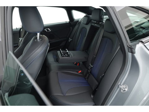 BMW 2 Serie Gran Coupé 218i M Sport | Navi | LED | Apple CarPlay | 19'' | Cruise | Clima | PDC