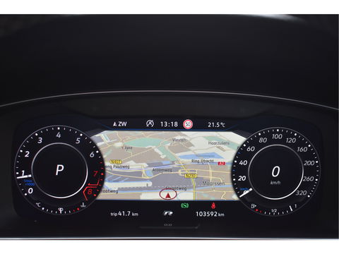 Volkswagen Golf 2.0 TSI 4Motion R Performance Pack | Akrapovic | Pano.dak | Camera | VItrual Cockpit | Keyless | Carplay | Full LED