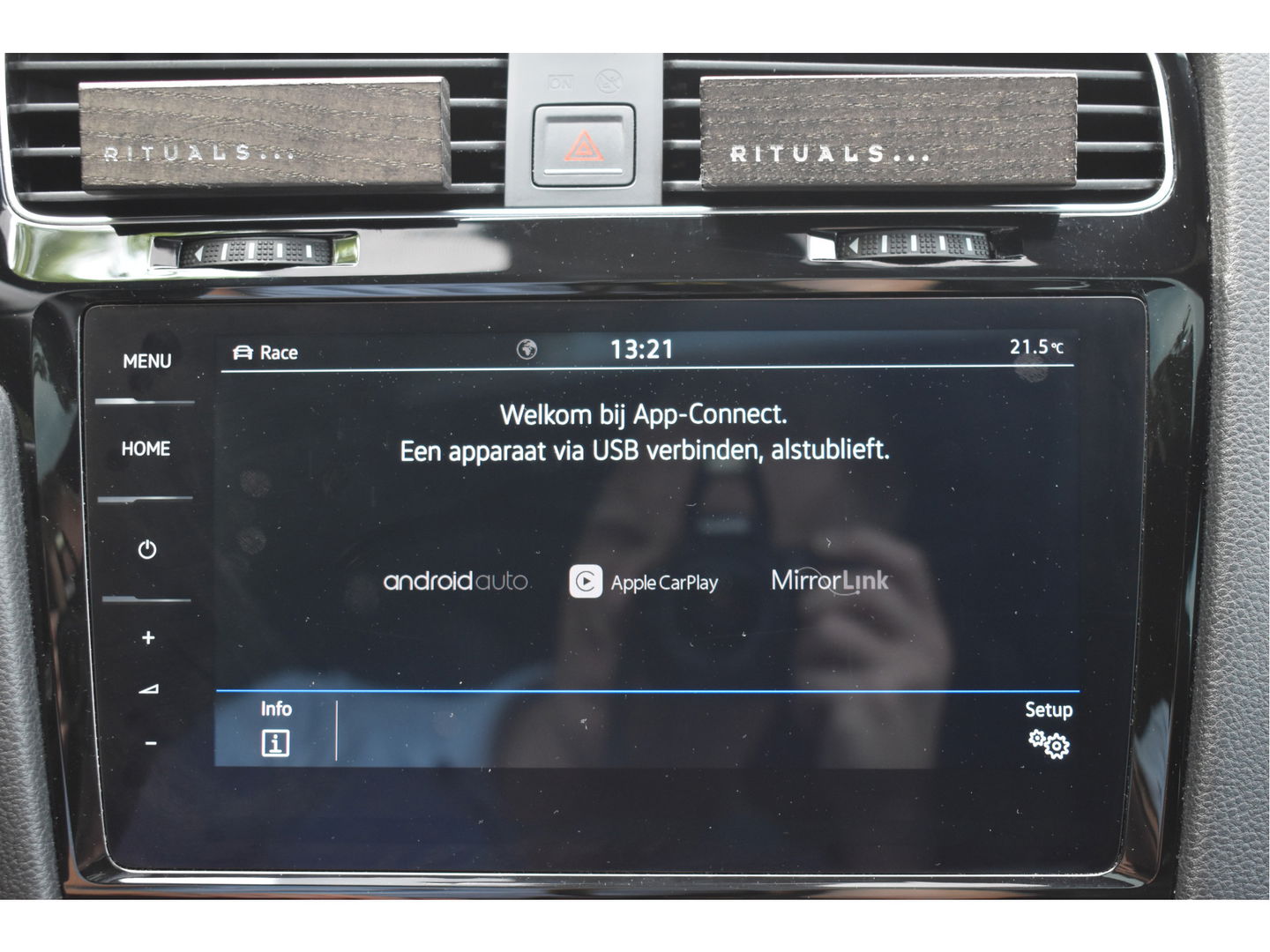 Volkswagen Golf 2.0 TSI 4Motion R Performance Pack | Akrapovic | Pano.dak | Camera | VItrual Cockpit | Keyless | Carplay | Full LED