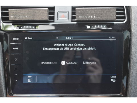 Volkswagen Golf 2.0 TSI 4Motion R Performance Pack | Akrapovic | Pano.dak | Camera | VItrual Cockpit | Keyless | Carplay | Full LED