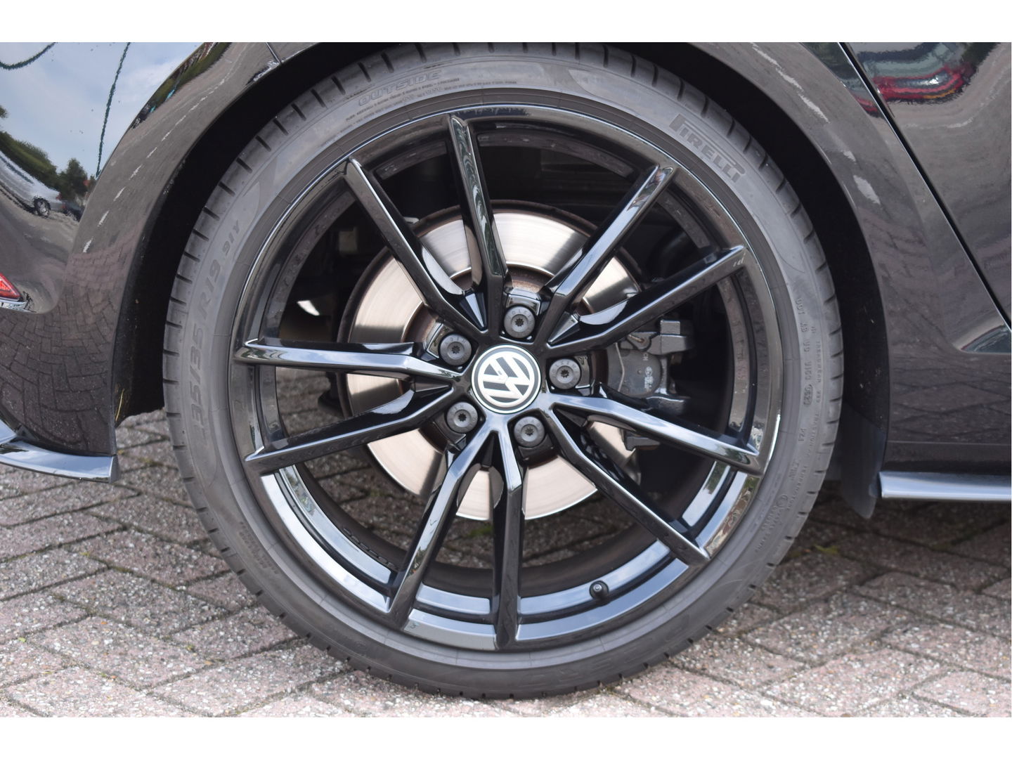 Volkswagen Golf 2.0 TSI 4Motion R Performance Pack | Akrapovic | Pano.dak | Camera | VItrual Cockpit | Keyless | Carplay | Full LED
