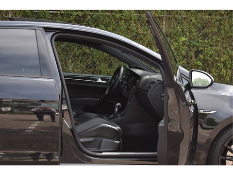 Volkswagen Golf 2.0 TSI 4Motion R Performance Pack | Akrapovic | Pano.dak | Camera | VItrual Cockpit | Keyless | Carplay | Full LED