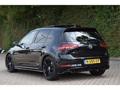 Volkswagen Golf 2.0 TSI 4Motion R Performance Pack | Akrapovic | Pano.dak | Camera | VItrual Cockpit | Keyless | Carplay | Full LED