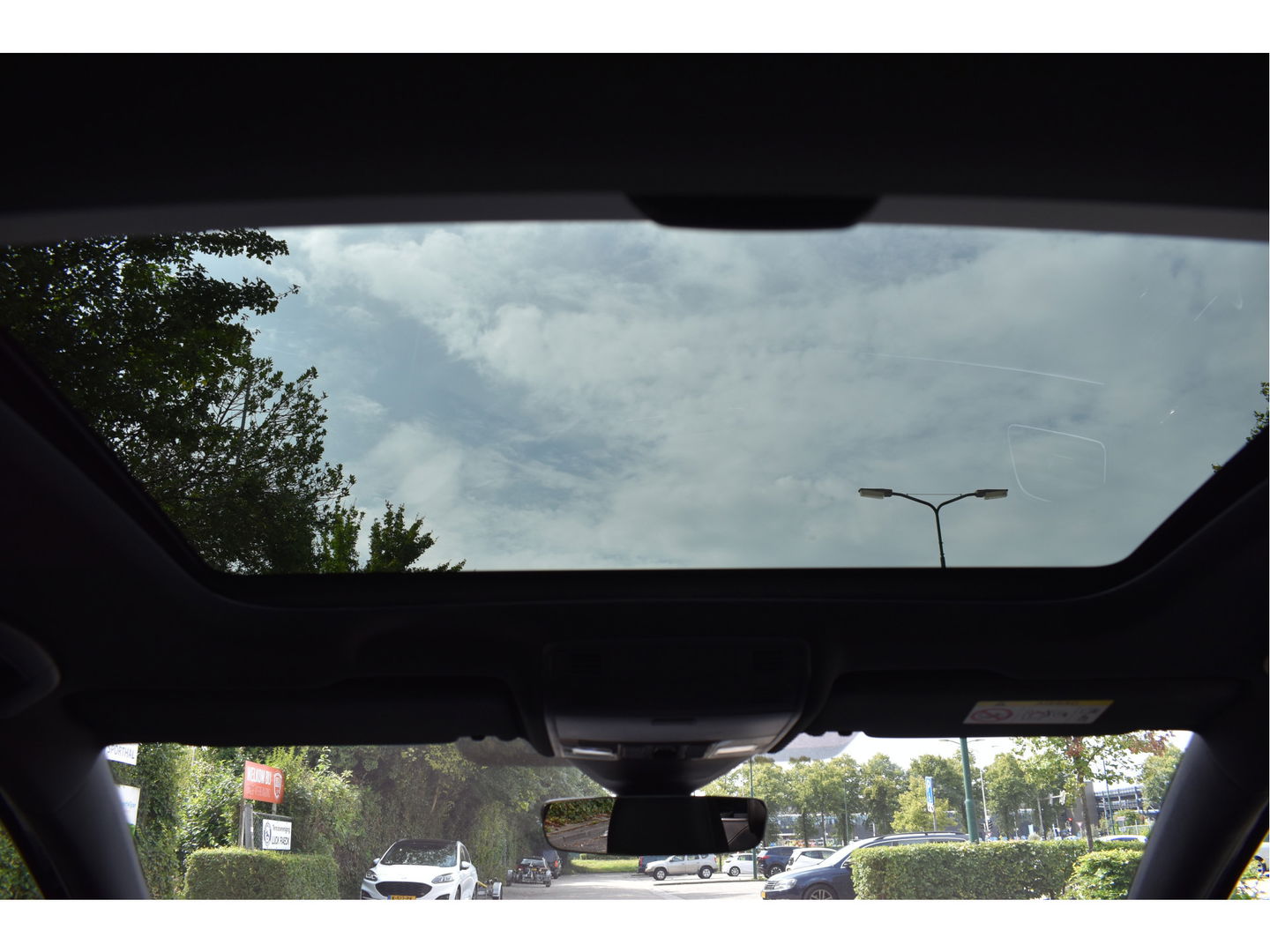 Volkswagen Golf 2.0 TSI 4Motion R Performance Pack | Akrapovic | Pano.dak | Camera | VItrual Cockpit | Keyless | Carplay | Full LED
