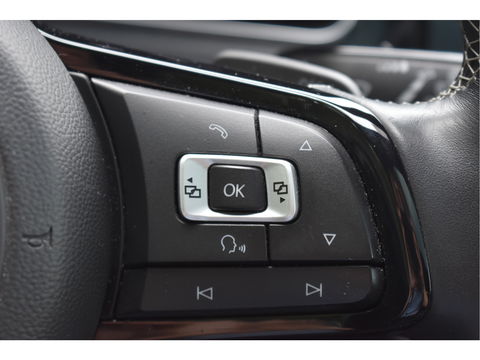 Volkswagen Golf 2.0 TSI 4Motion R Performance Pack | Akrapovic | Pano.dak | Camera | VItrual Cockpit | Keyless | Carplay | Full LED