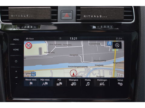 Volkswagen Golf 2.0 TSI 4Motion R Performance Pack | Akrapovic | Pano.dak | Camera | VItrual Cockpit | Keyless | Carplay | Full LED