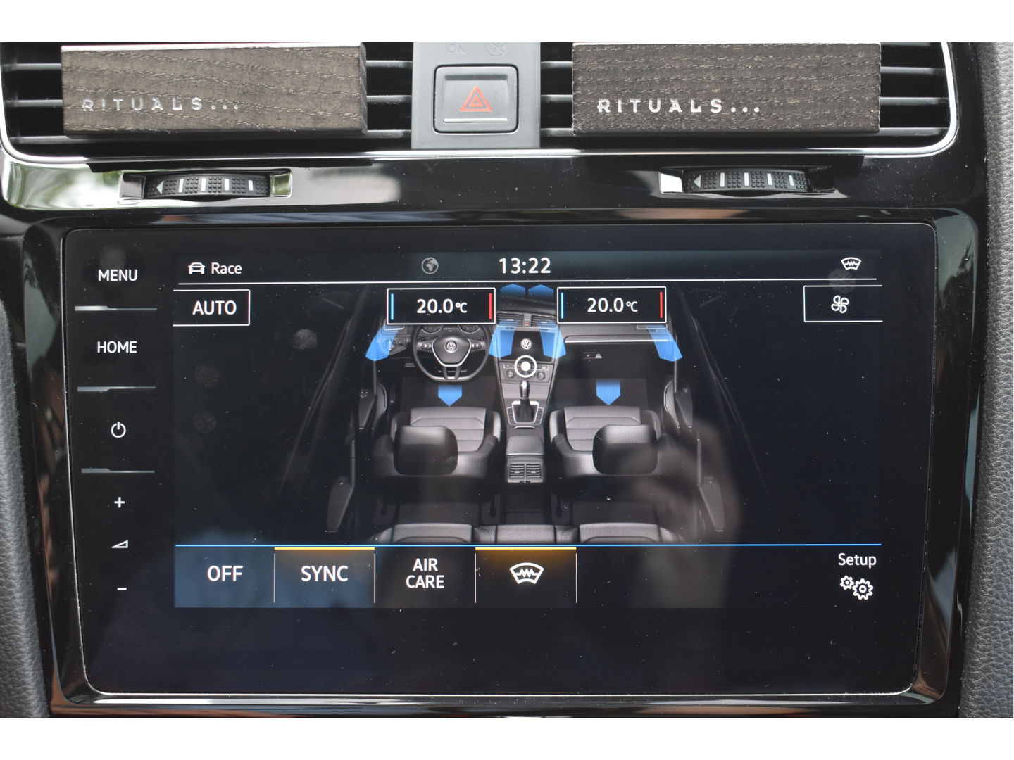 Volkswagen Golf 2.0 TSI 4Motion R Performance Pack | Akrapovic | Pano.dak | Camera | VItrual Cockpit | Keyless | Carplay | Full LED