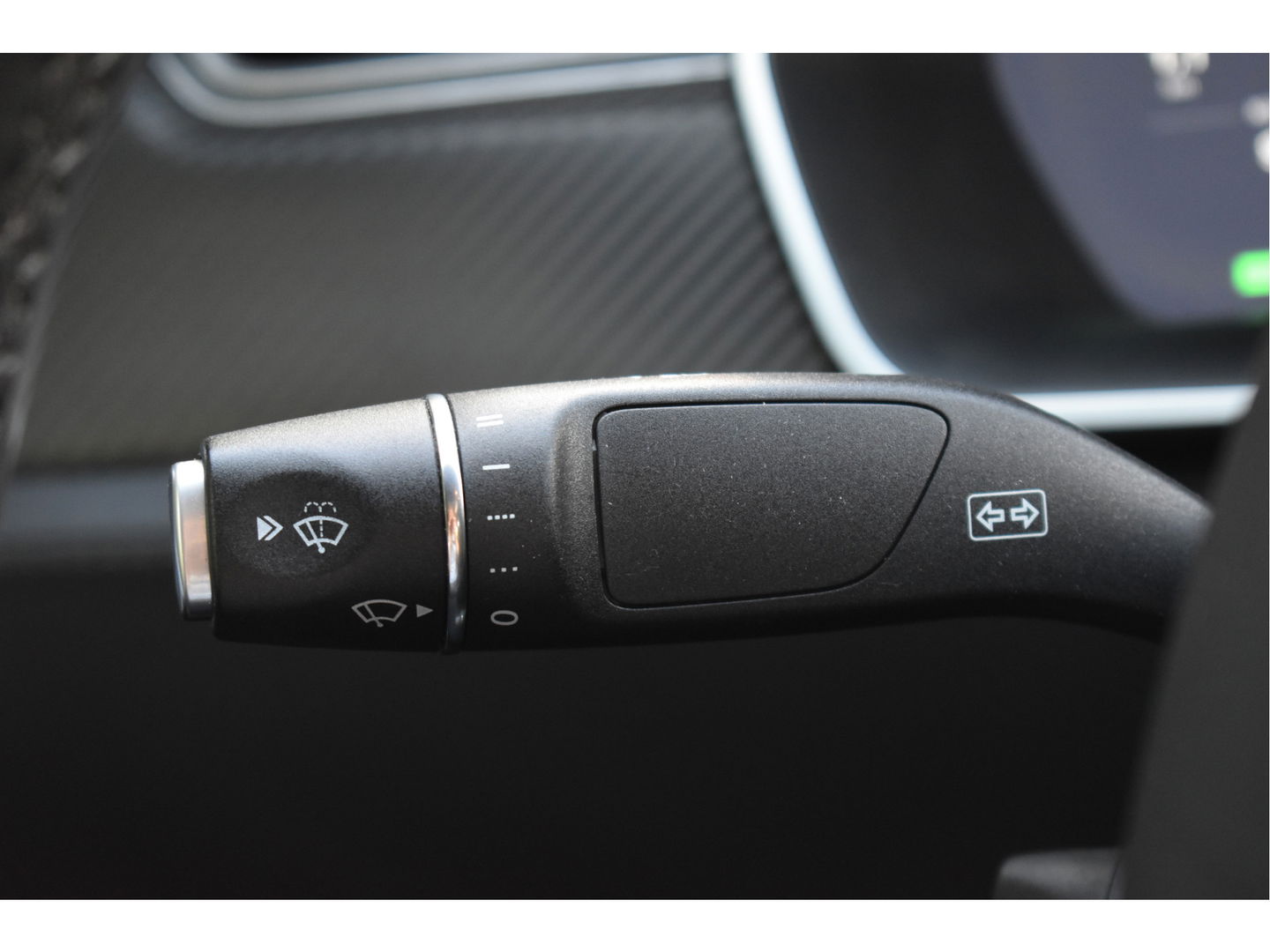 Tesla Model S 75D incl. BTW 334 PK | 4x4 | NL- AUTO | Autopilot | Panoramadak | Luchtvering | Carplay | Camera | 21' inch | Dodehoek detectie | Voorstoelen verwarmd