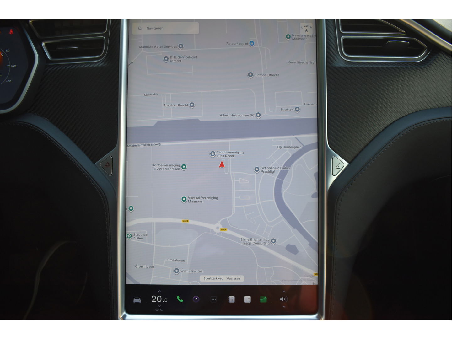 Tesla Model S 75D incl. BTW 334 PK | 4x4 | NL- AUTO | Autopilot | Panoramadak | Luchtvering | Carplay | Camera | 21' inch | Dodehoek detectie | Voorstoelen verwarmd