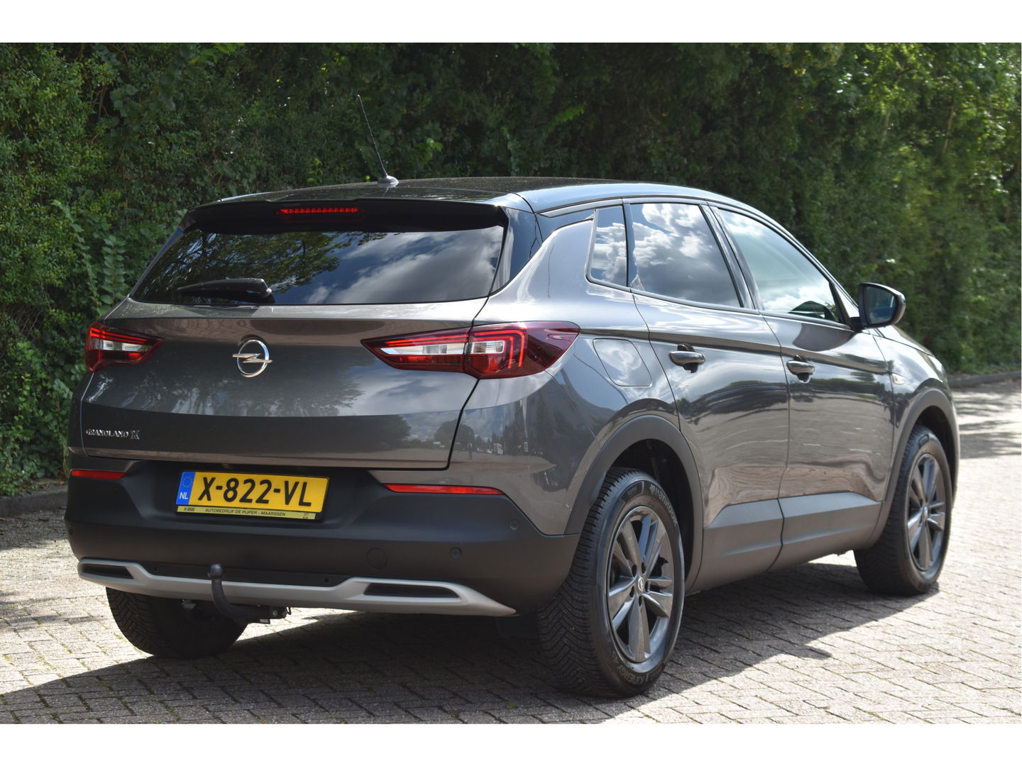 Opel Grandland 1.2 Turbo Elegance 131 PK Winter pakket | DAB | Carplay / Androidauto | Stoelverwarming 4x | Camera | Trekhaak | 4-Seasons | LED verlichting